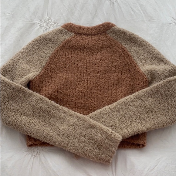 Wilfred Cropped Sweater - Picture 3 of 3